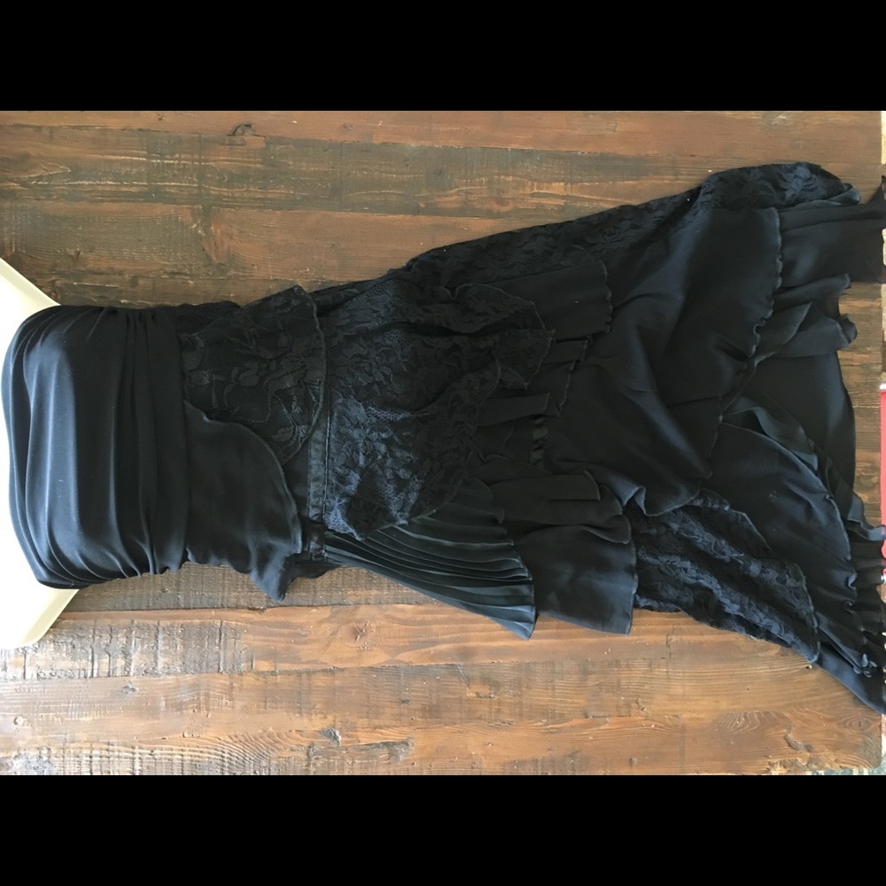 Good Condition Strapless Lace Black Dress